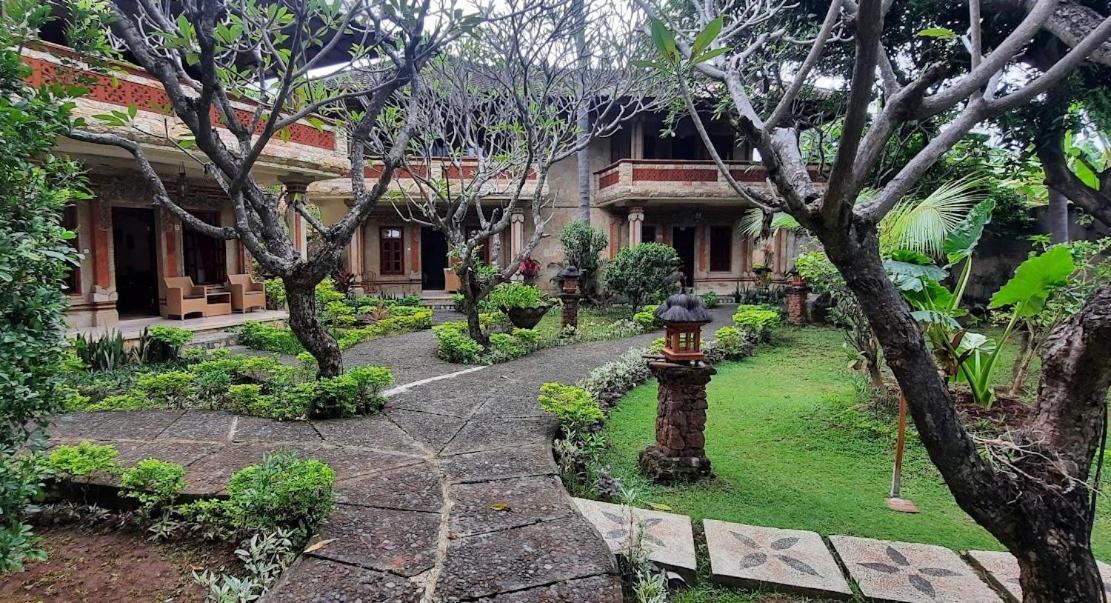 Rambutan Hotel Lovina  Exterior photo