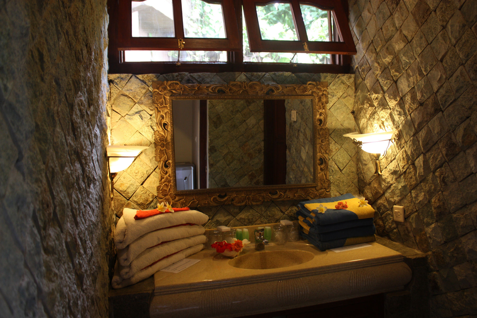 Rambutan Hotel Lovina  Exterior photo