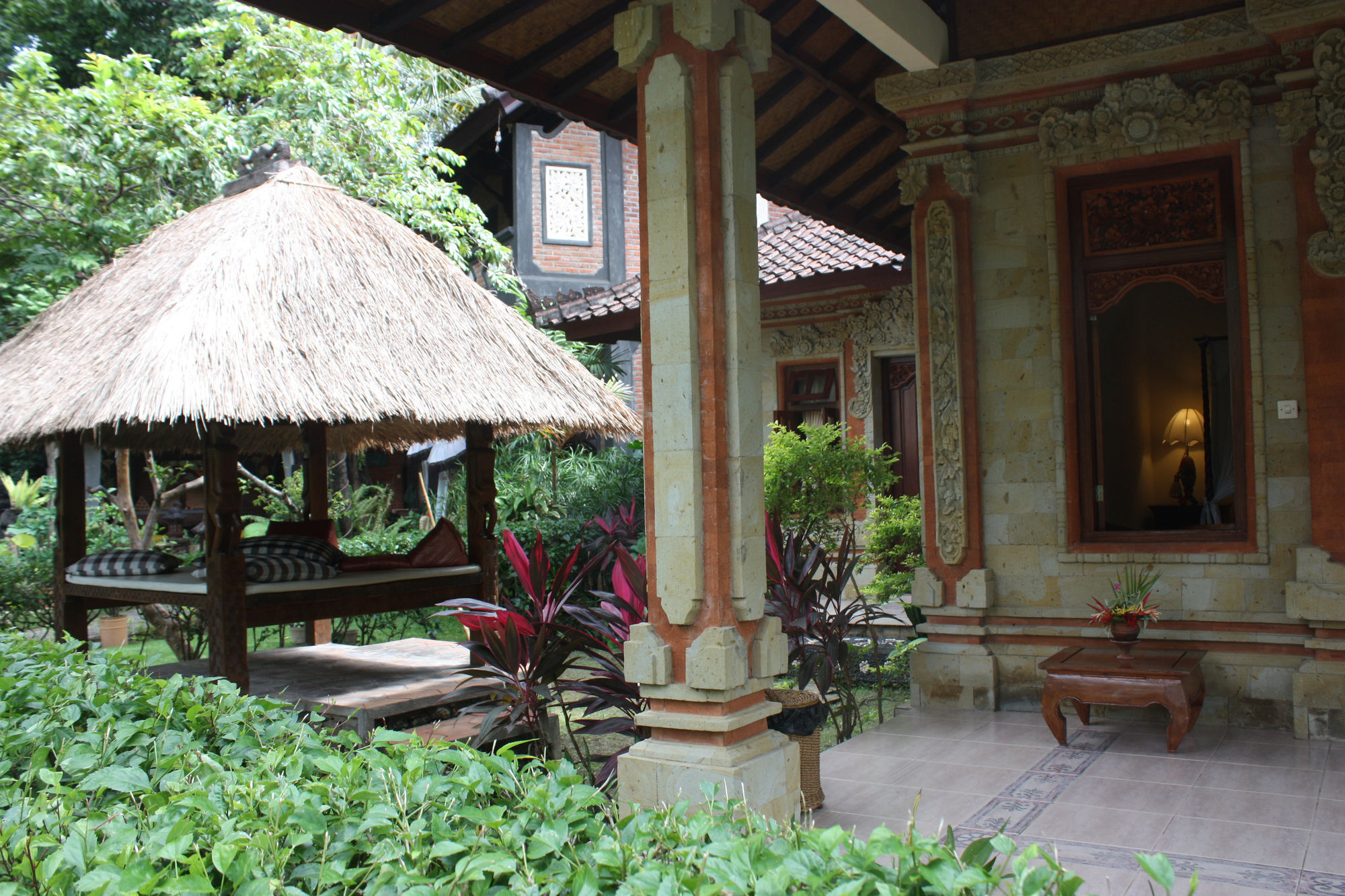 Rambutan Hotel Lovina  Exterior photo